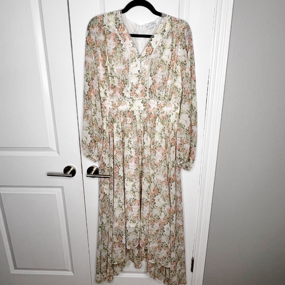 Ivy City Co. Bree Womens Ivory Peach Floral Long Sleeve Maxi Dress Size Medium